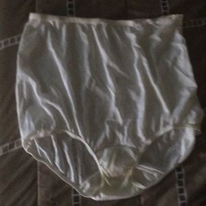 Size 7 high waisted vintage